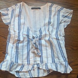Women’s abercrombie and fitch blouse